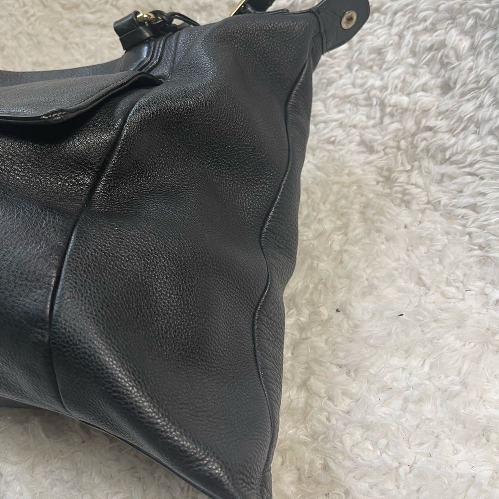 Vince Camuto Black Leather Handbag shoulder bag with gold tone hardwares - Picture 11 of 15